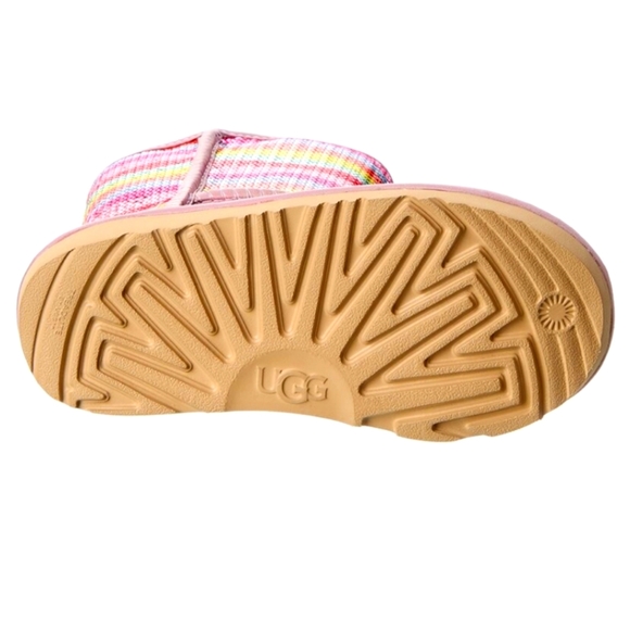 UGG Classic Short Kids Boots - Picture 4 of 12